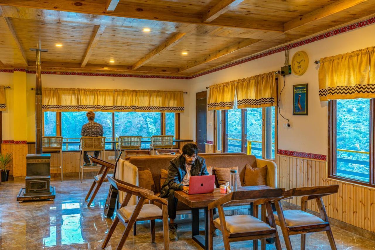 The Hosteller Tirthan Valley Gushaini Exteriör bild